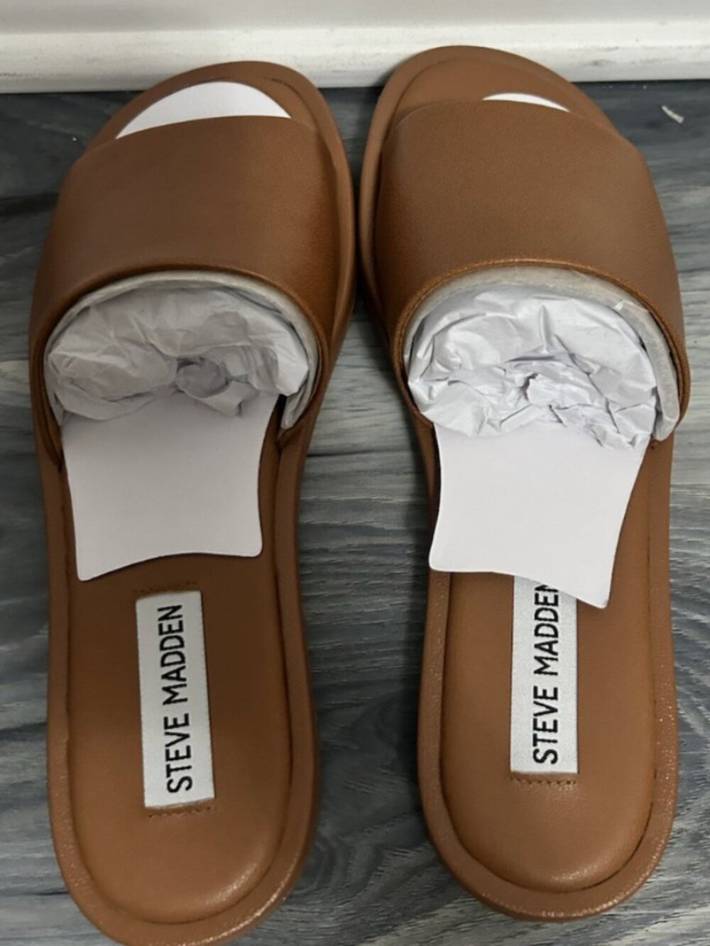 Steve Madden Sienna Cognac Leather Slides Sandals Size 7.5 New/w Box - Picture 2 of 5